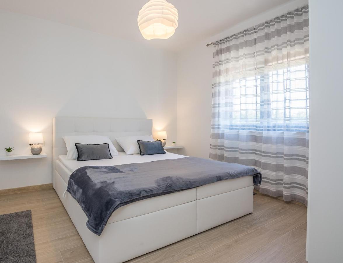 Apartments Maella Zadar Luaran gambar